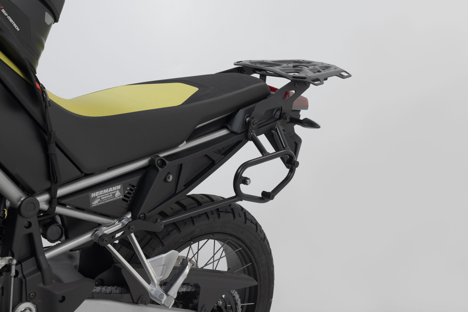 Portavion lateral SW-Motech SLC stânga - Aprilia Tuareg 660 (21-) / Rally (24-). Figura 3