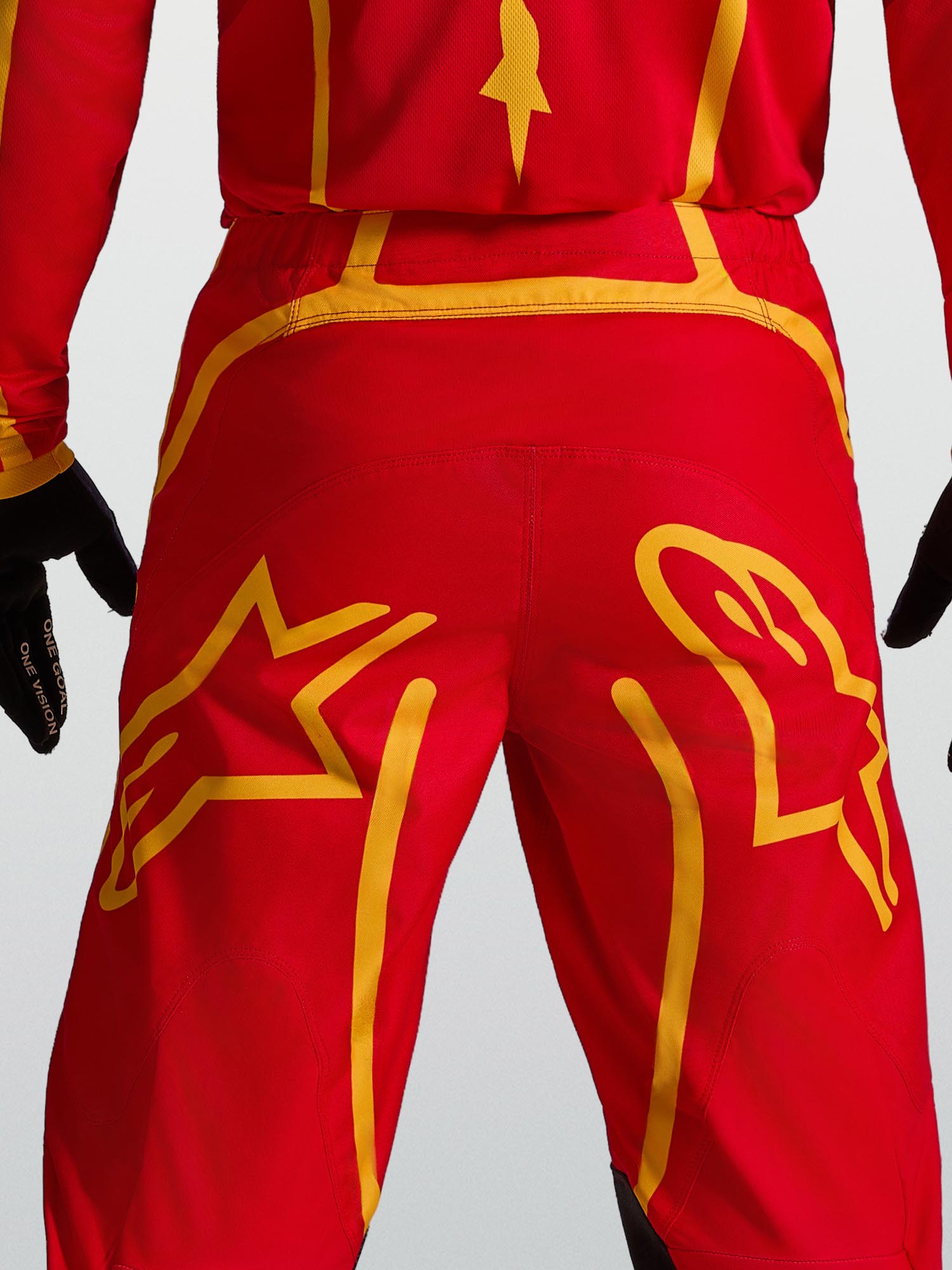 Side view of Alpinestars Fluid Apex V2 Motocross Pants