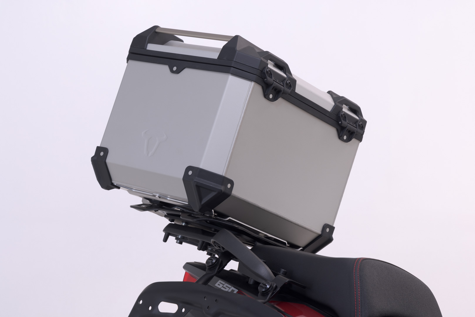 Sistem top case SW-Motech TRAX ADV - Argintiu. Voge 650 DS/X (22-). Figura 5