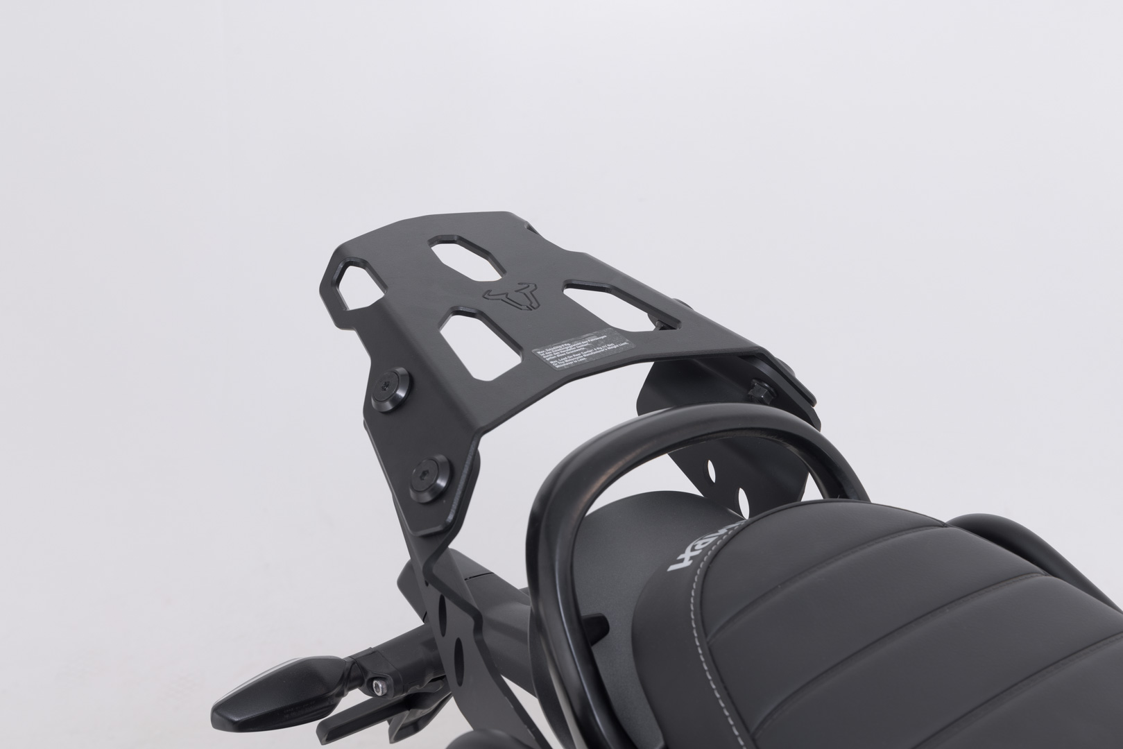 Sistem de carcasă superioară SW-Motech URBAN ABS - Negru. Triumph Speed 400 / Scrambler 400 X (23-). Figura 3