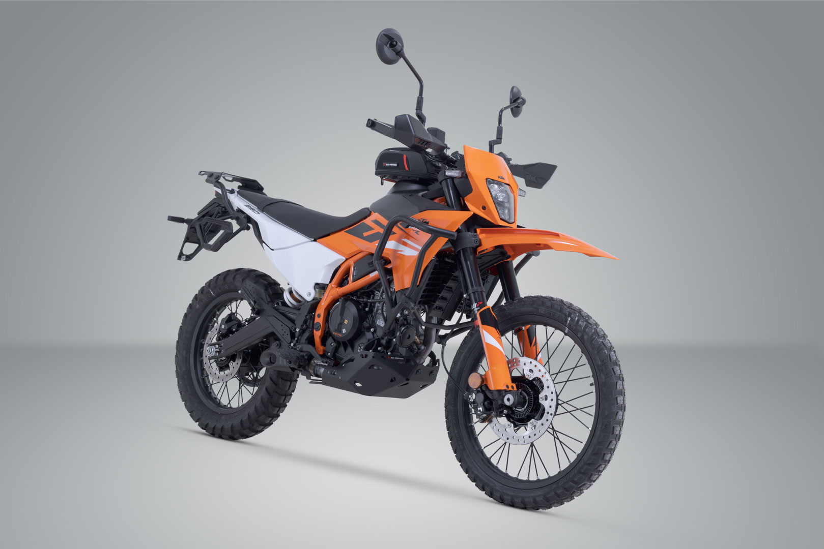 SW-Motech V-LOC Side Carrier höger - KTM 125 End/SMC R, 250 Adv, 390 Adv/Enduro/SMC R. Figur 2