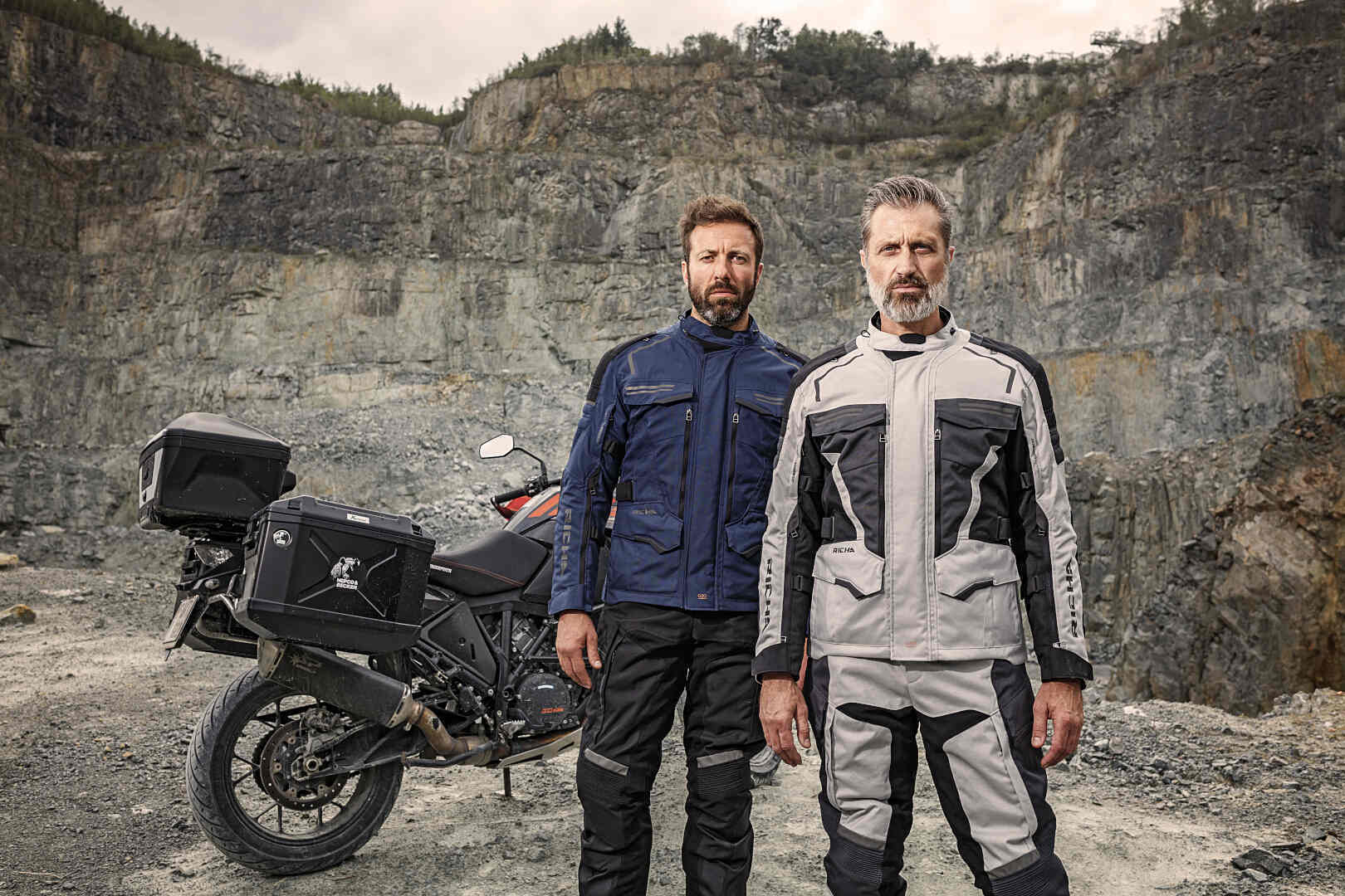 Richa Touareg 2 waterproof Motorcycle Textile Jacket dark blue/black M Figure 3