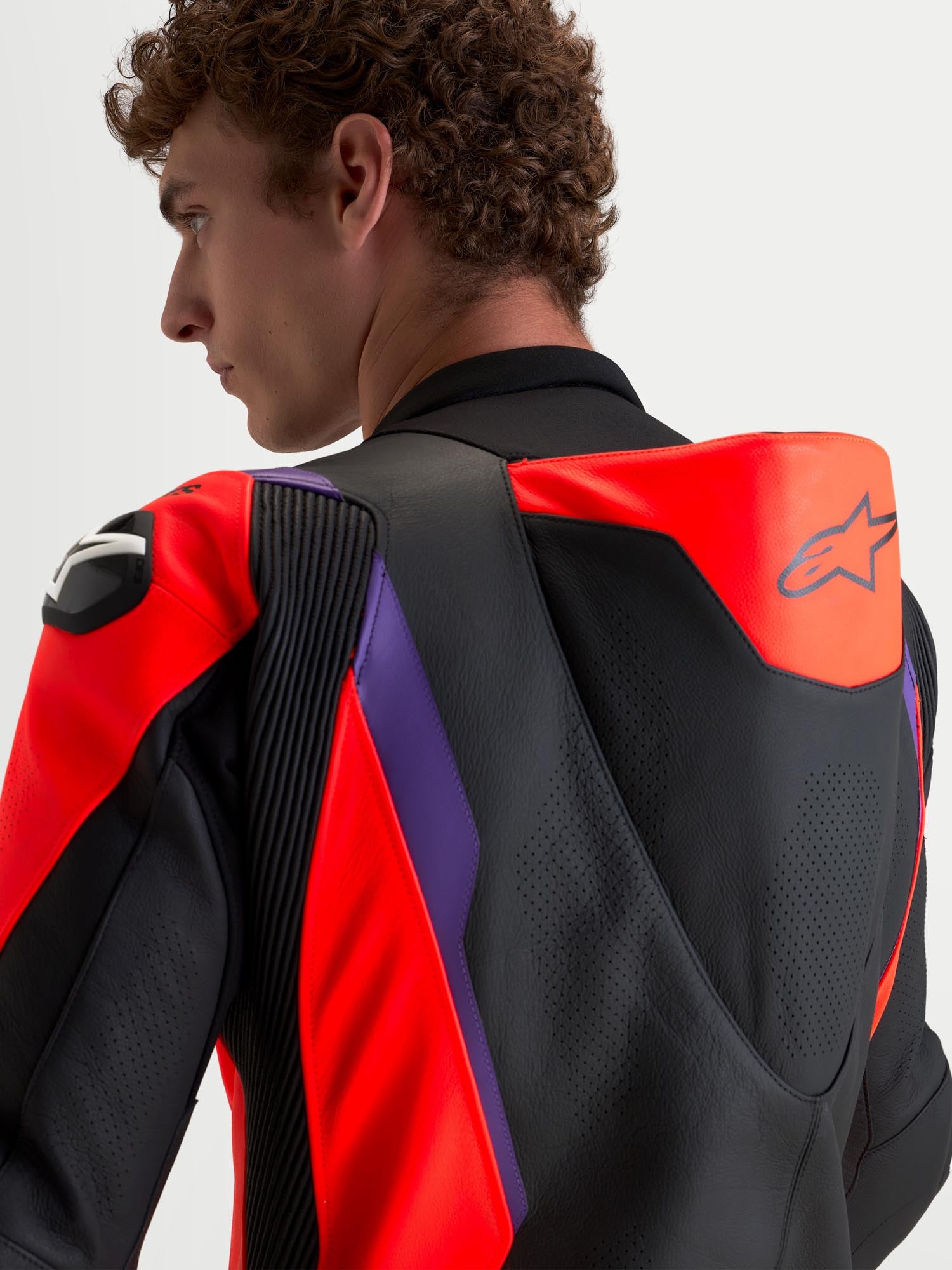 Alpinestars Missile V3 1-Piece Motorcycle Leather Suit black/red/purple 50 Figure 8