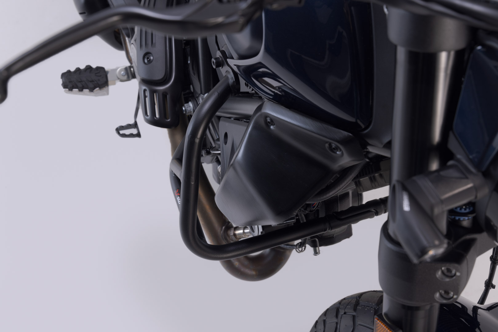SW-Motech Krockbåge - Svart. Scrambler Nightshift/ Full Throttle (23-). Figur 4