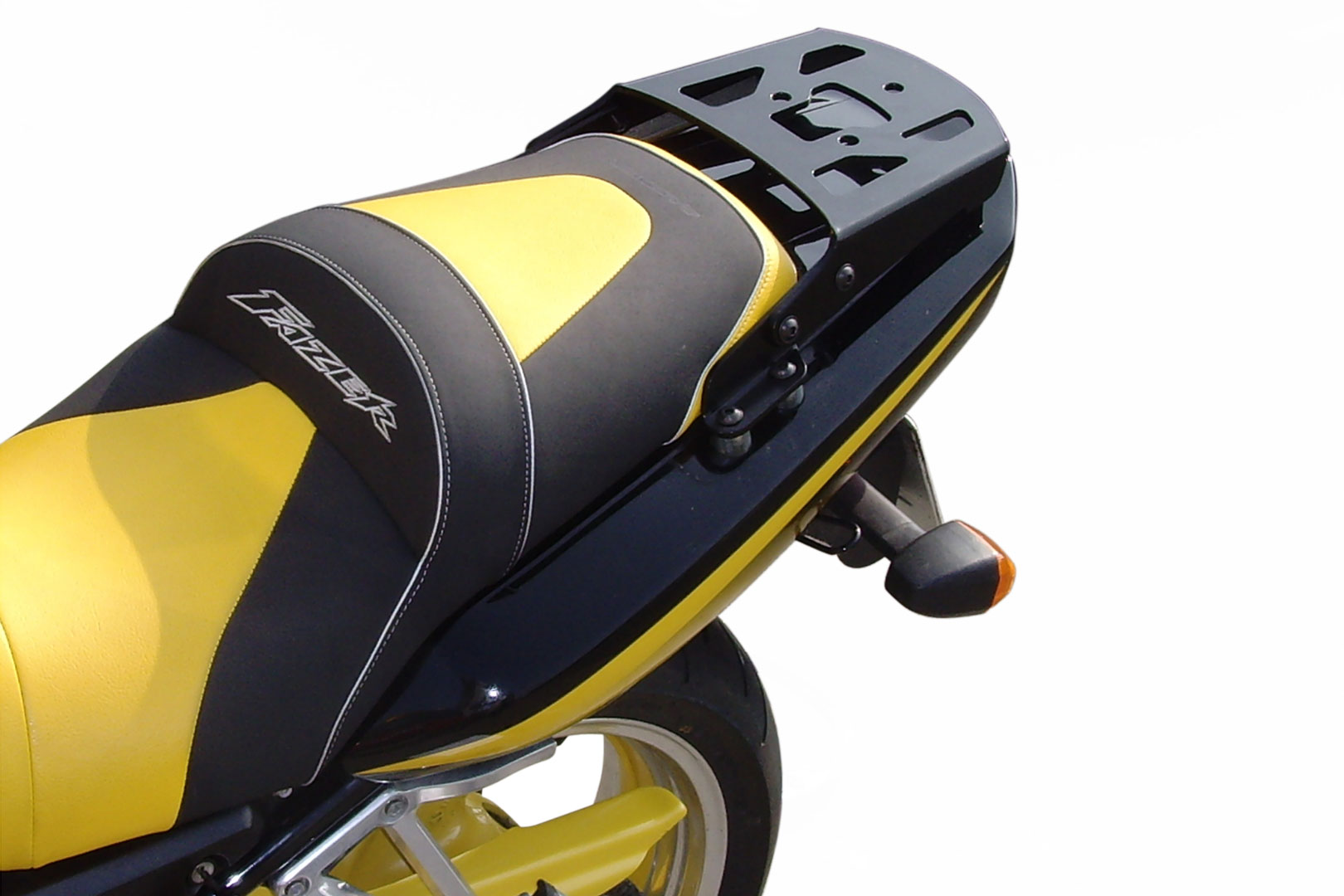 SW-Motech ALU-RACK - Negru. Yamaha FZS 600 Fazer (97-03). Figura 2