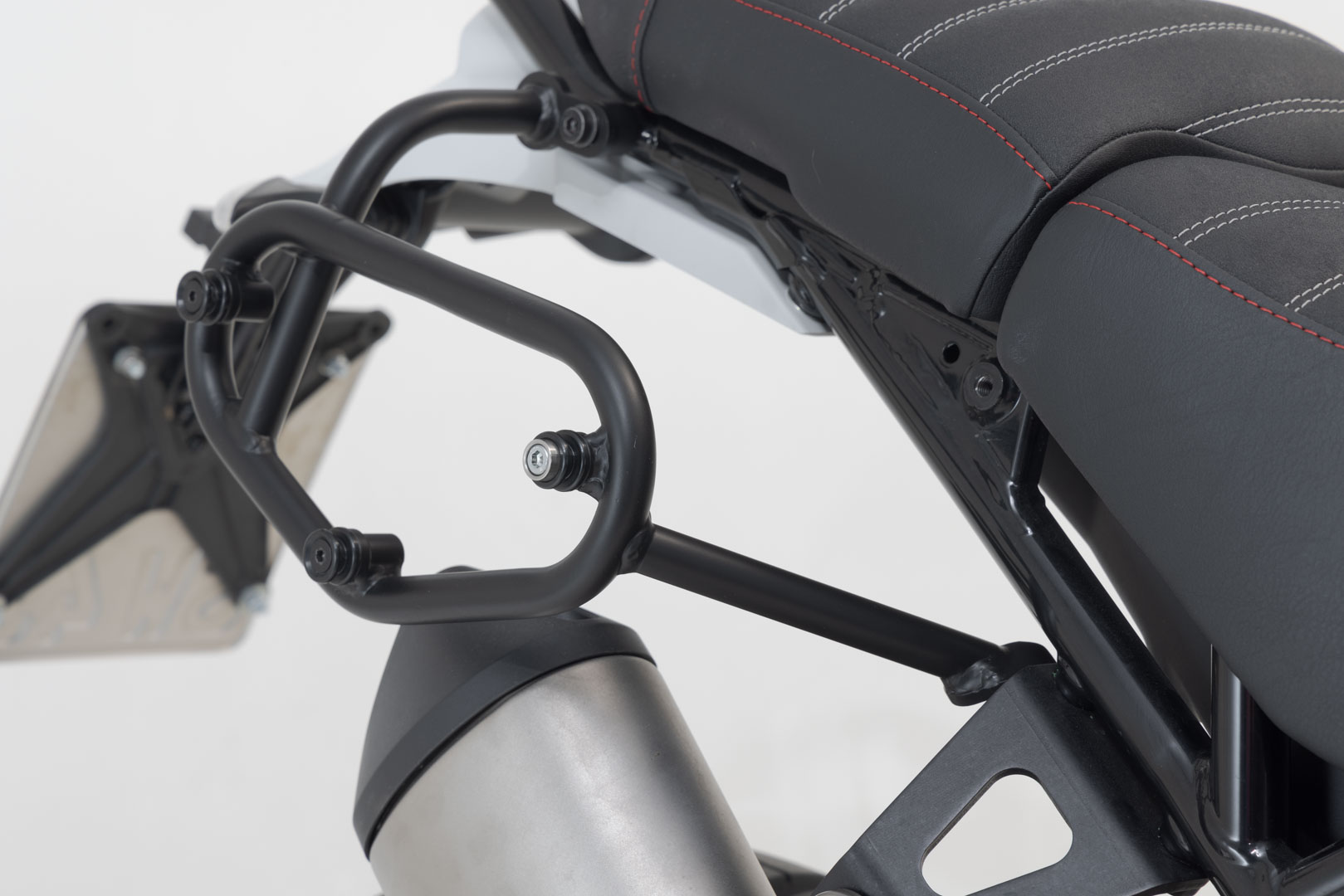 Sistem lateral SW-Motech URBAN ABS - 2 × 16,5 l. Ducati DesertX (22-) Figura 4