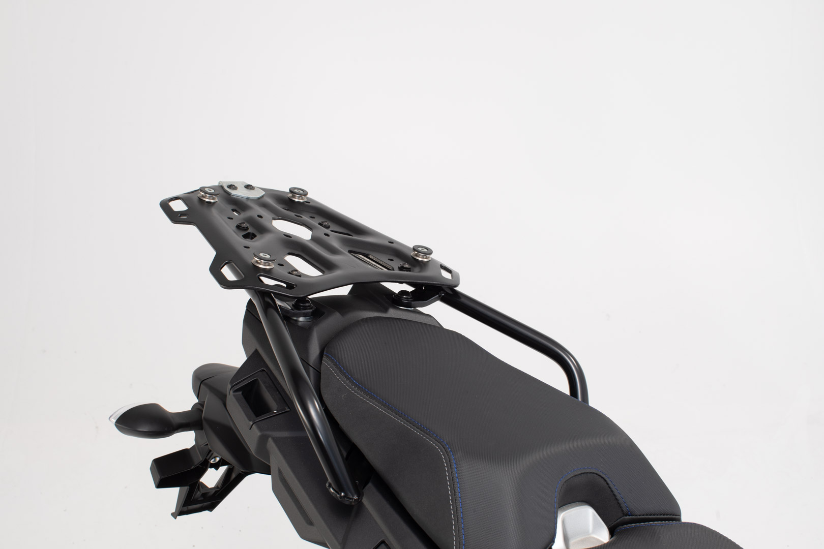 Sistem de top case SW-Motech TRAX ADV - Negru. Yamaha MT-09 Tracer/ Tracer 900 GT. Figura 3