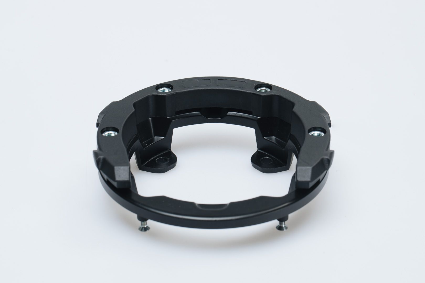 Inelul pentru rezervor SW-Motech EVO - Negru. Kawasaki Z650 (16-22), Ninja 650 (16-). Figura 3