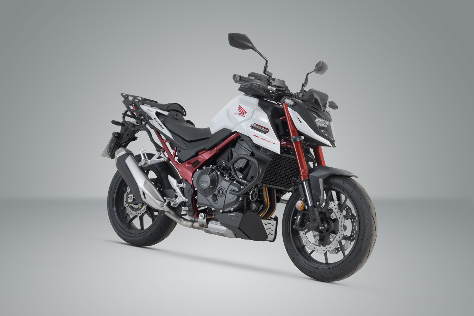 SW-Motech SLC zijdrager rechts - Honda CB750 Hornet (22-). Figuur 3