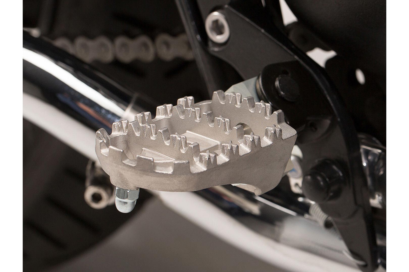 Kit de suport pentru picioare SW-Motech ION - Triumph Bonneville/T100 (04-16), Scrambler (05-). Figura 5