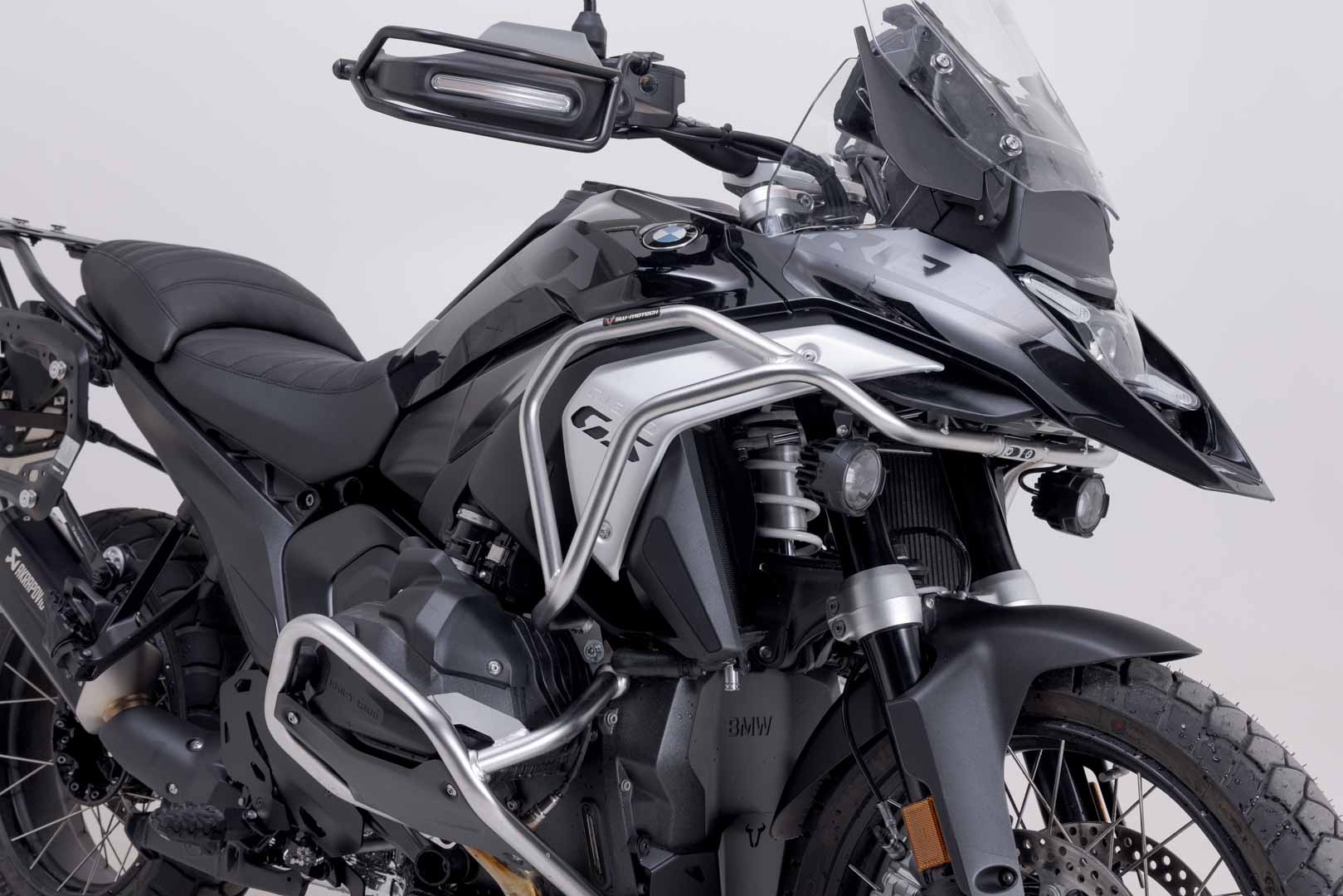 SW-Motech Övre krockbåge - Rostfritt stål. BMW R 1300 GS (23-). För OEM SBL. Figur 5