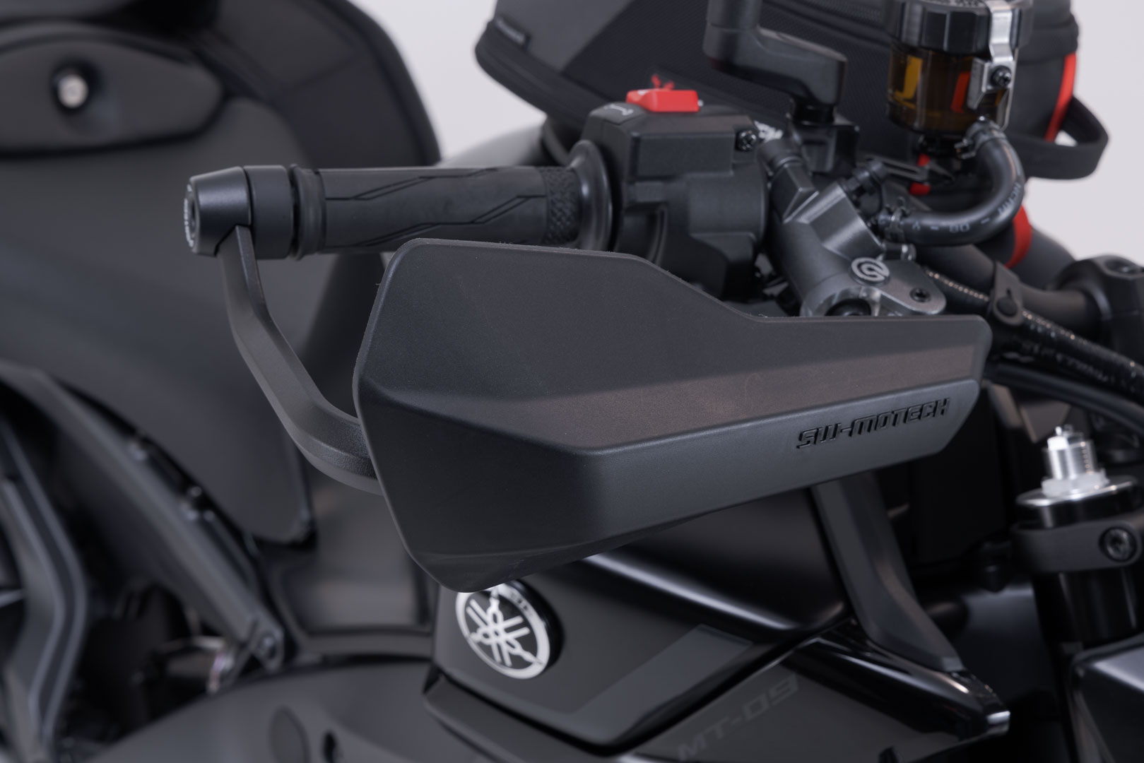 Kit SW-Motech Sport de protecție de mână - Negru. Yamaha MT-09 (23-). Figura 4