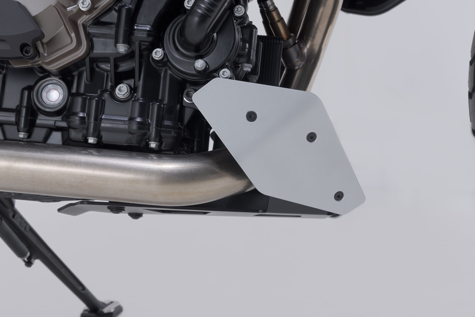 SW-Motech Spoiler frontal - Negru/Argintiu. Husqvarna Svart-/Vitpilen 801. Figura 5