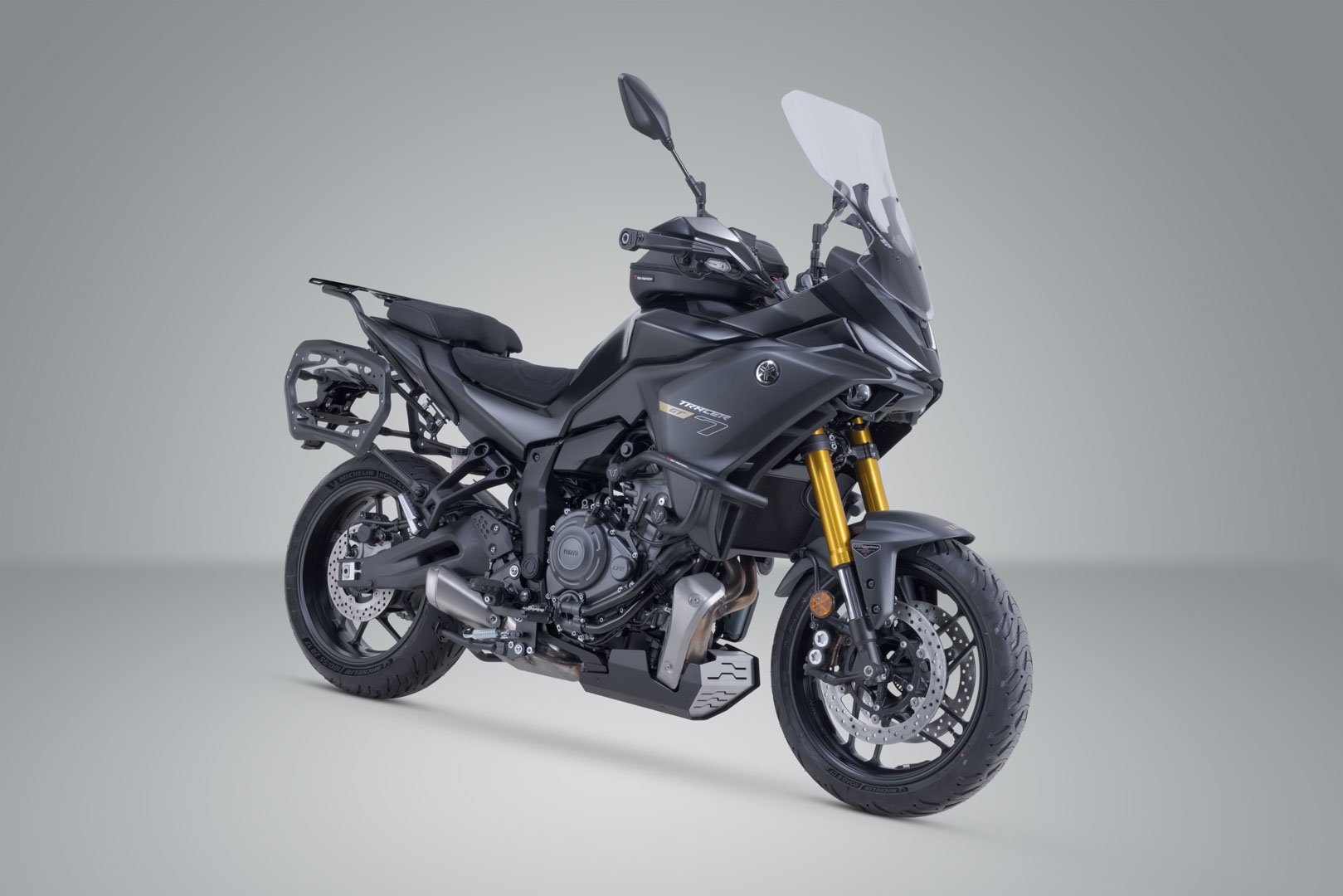 Setul SW-Motech Adventure DUSC cu majusculă L - Negru. Yamaha Tracer 7 / GT (25-). Figura 2