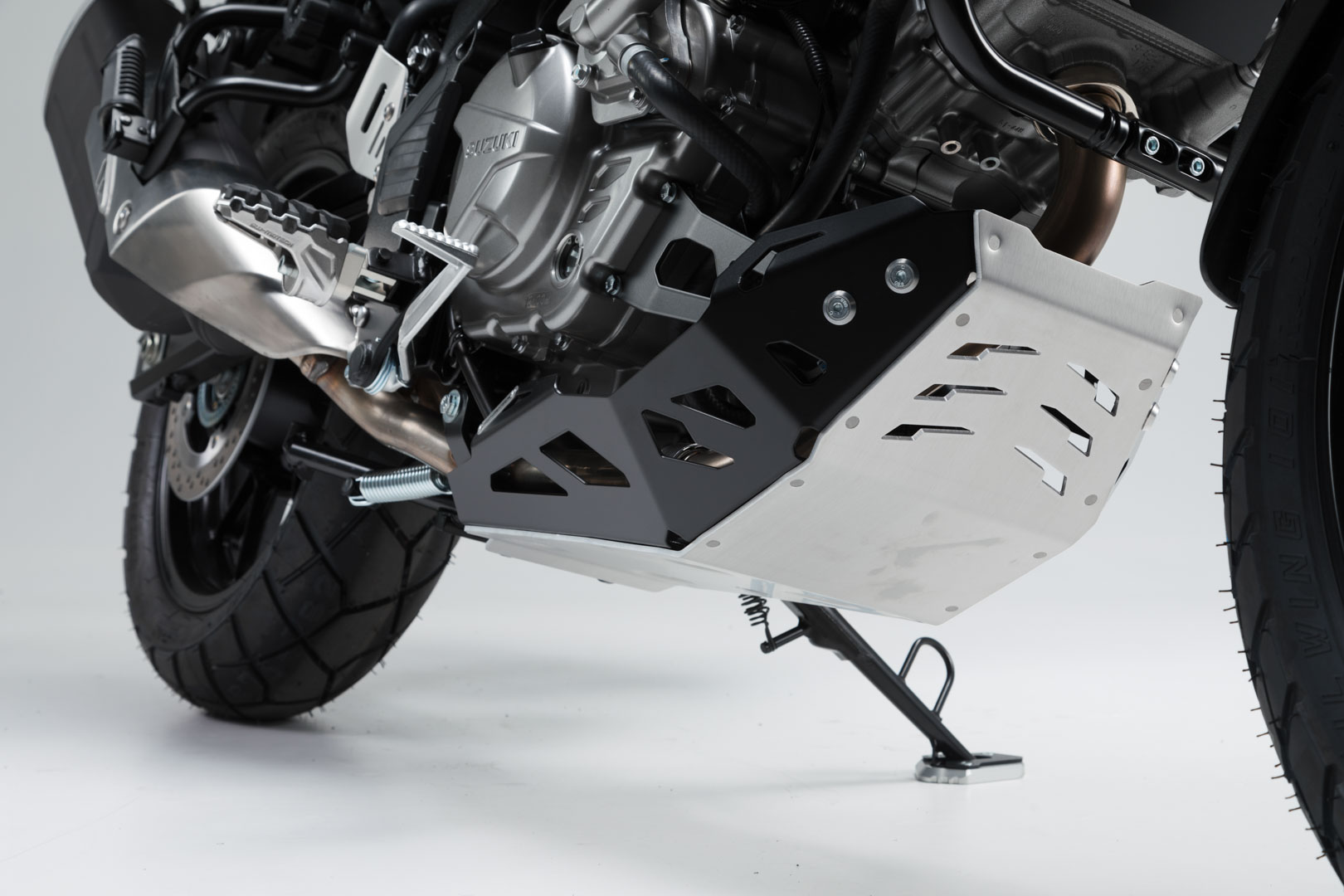 SW-Motech Motorskydd - Svart/Silver. Suzuki DL650 (11-) / XT (15-). Figur 1
