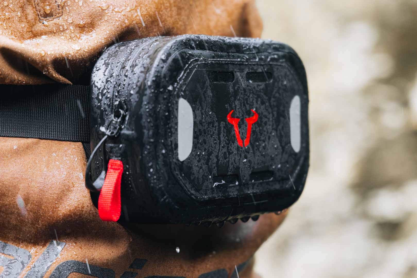 SW-Motech Belt WP - Negru. Rezistență la apă. Figura 4