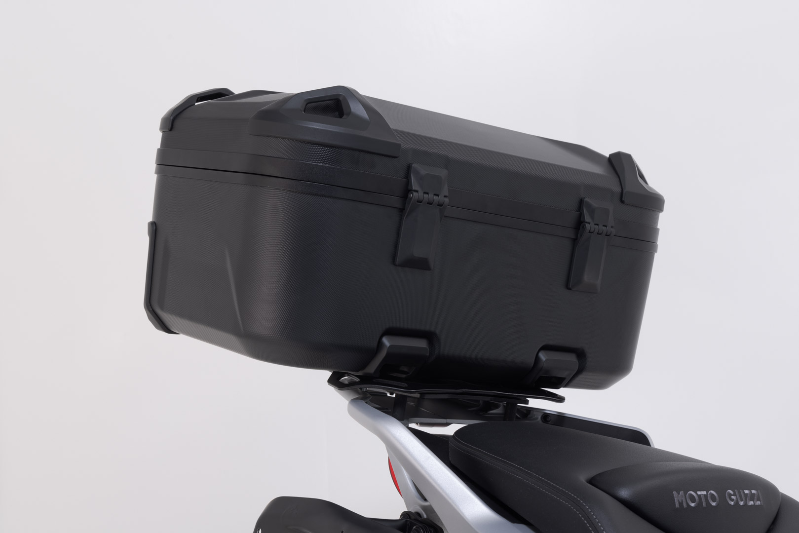 Setul SW-Motech Adventure DUSC cu majusculă L - Negru. Moto Guzzi V85 TT (19-23). Figura 5