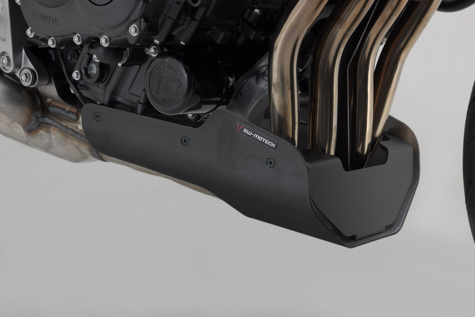 SW-Motech Spoiler frontal - Negru. Honda CB1000R (18-). Figura 3