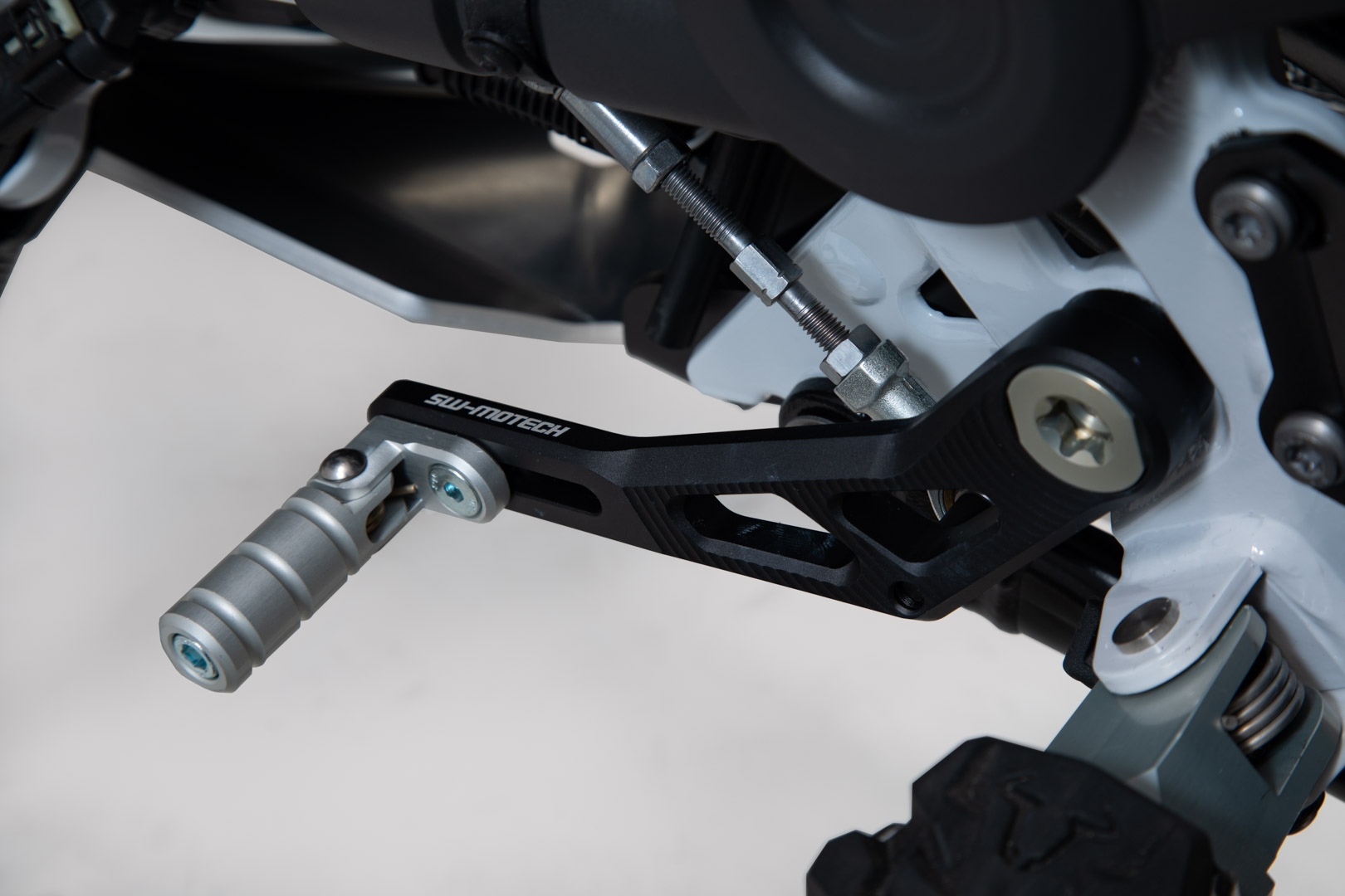 Manetă de viteze SW-Motech - BMW R 1200 GS (12-18), R 1250 GS (18-). Figura 4