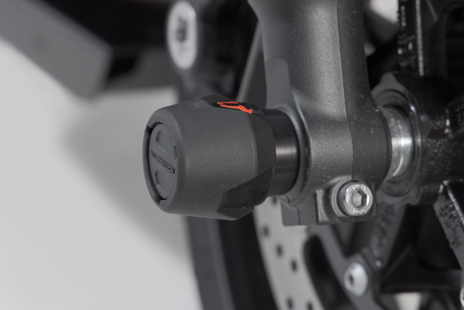 Set SW-Motech Slider pentru puntea față - Negru. Yamaha MT-09/SP, XSR900, XT1200Z. Figura 5