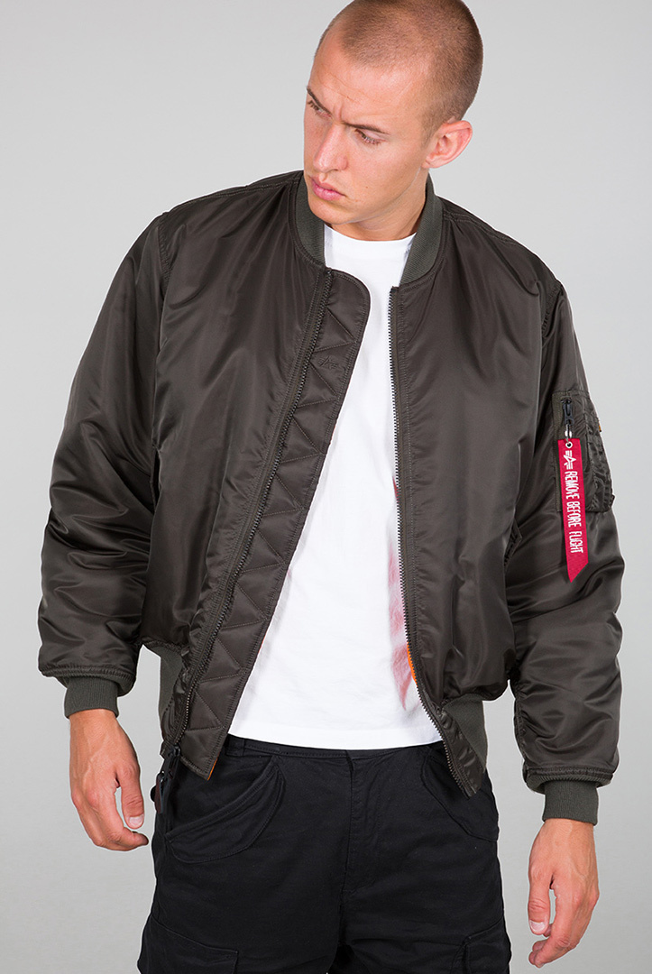 Alpha Industries MA-1 Jakke Sort/oliven L Figur 1