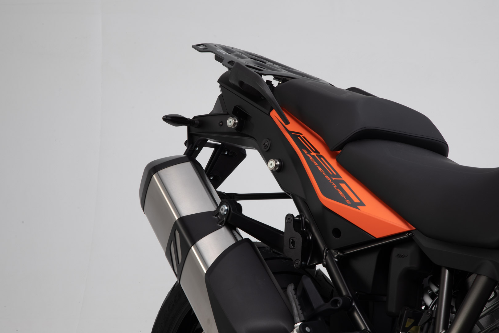 Portavion lateral SW-Motech PRO - Negru. KTM 1050/1090/1190 Adv, 1290 SAdv. Figura 5