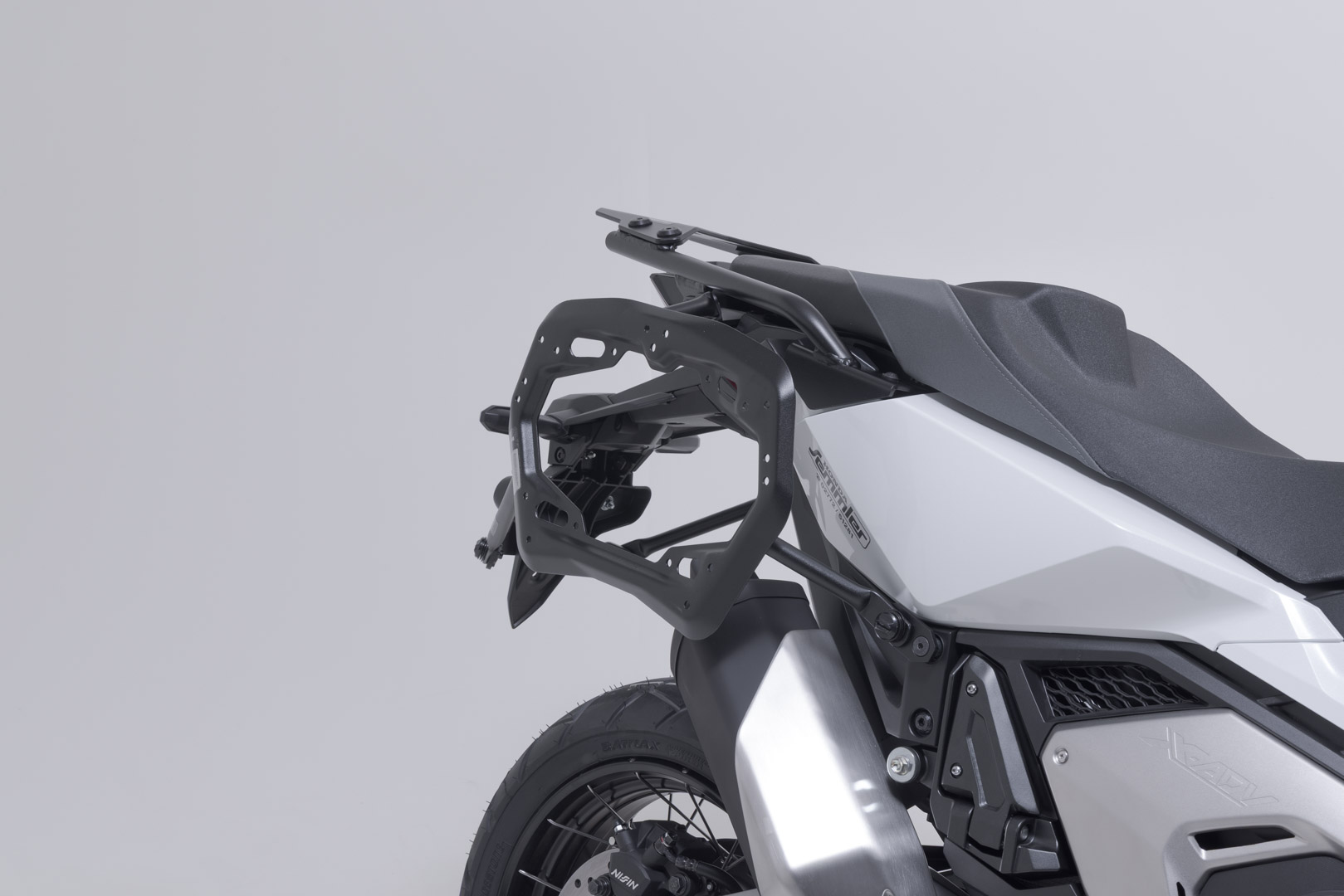 Sistem de carcasă din aluminiu SW-Motech TRAX ADV - Argintiu. 45/45 l. Honda X-ADV (24-). Figura 3