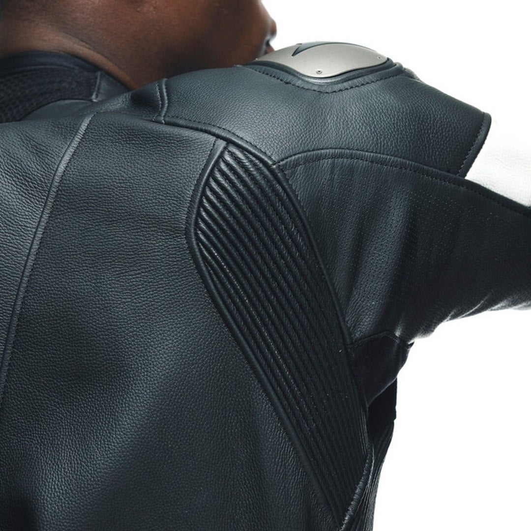 Dainese Tosa One Pece Perforated Motorcycle Leather Suit black/white 58 Figure 7