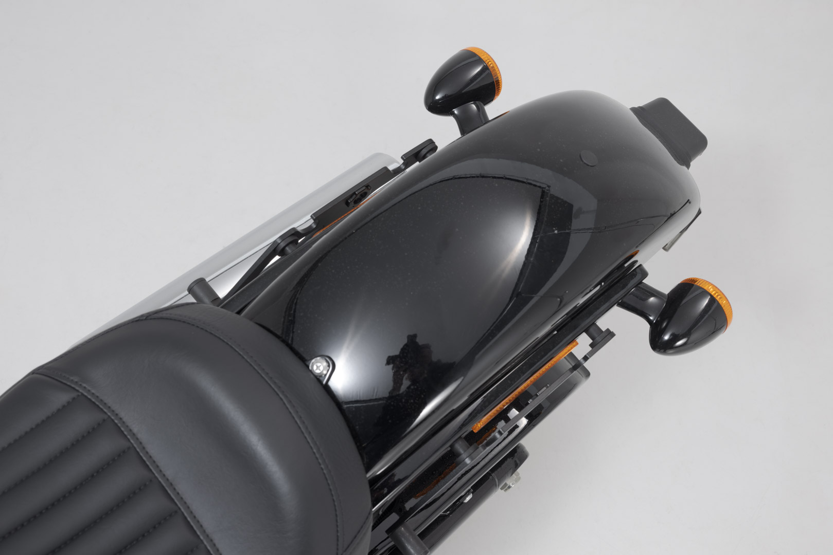 SW-Motech SLH portavion lateral LH1 stânga - Harley-Davidson Street Bob/Slim/Standard. Pentru LH1. Figura 5