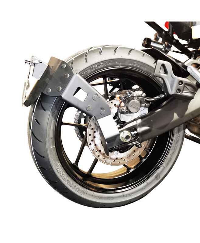 Design de acces "Wheel Mountted" Deținător de număr de înmatriculare Yamaha MT-09 Tracer/GT negru Deținătorul plăcuței de înmatriculare Figura 7
