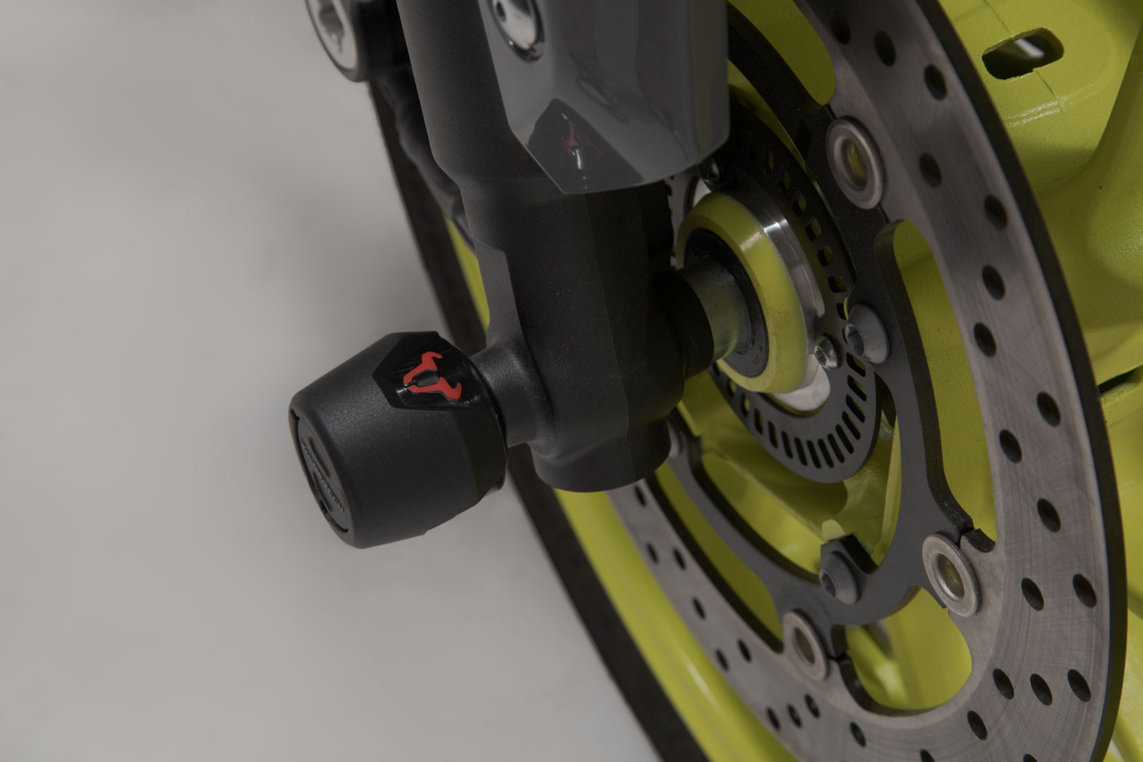 Set SW-Motech Slider pentru puntea față - Negru. MT-09 / Tracer 900 / YZF-R7, Aprilia. Figura 5