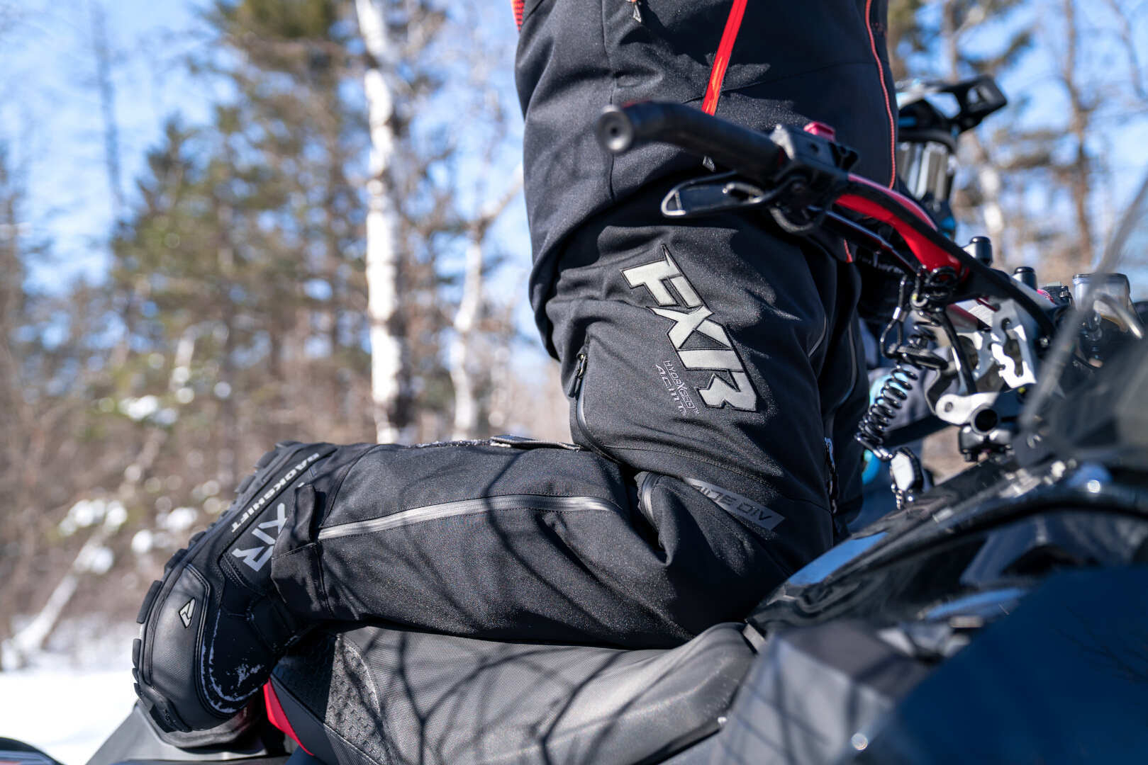 FXR Mission FX 2023 Snescooter Bib Bukser Sort 3XL Figur 4