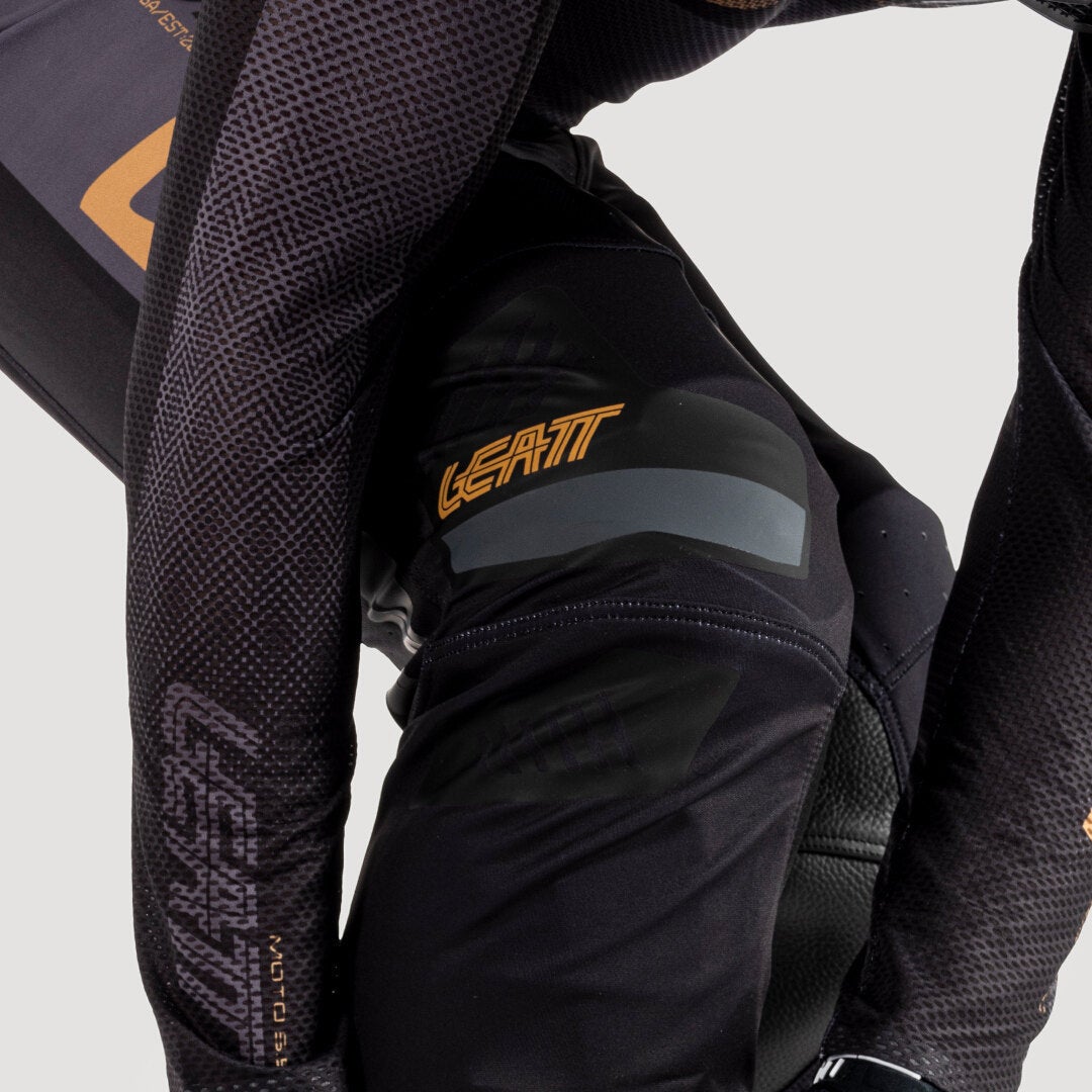 Leatt 5.5 I.K.S Stealth 2025 Motocross Hose M Abbildung 7