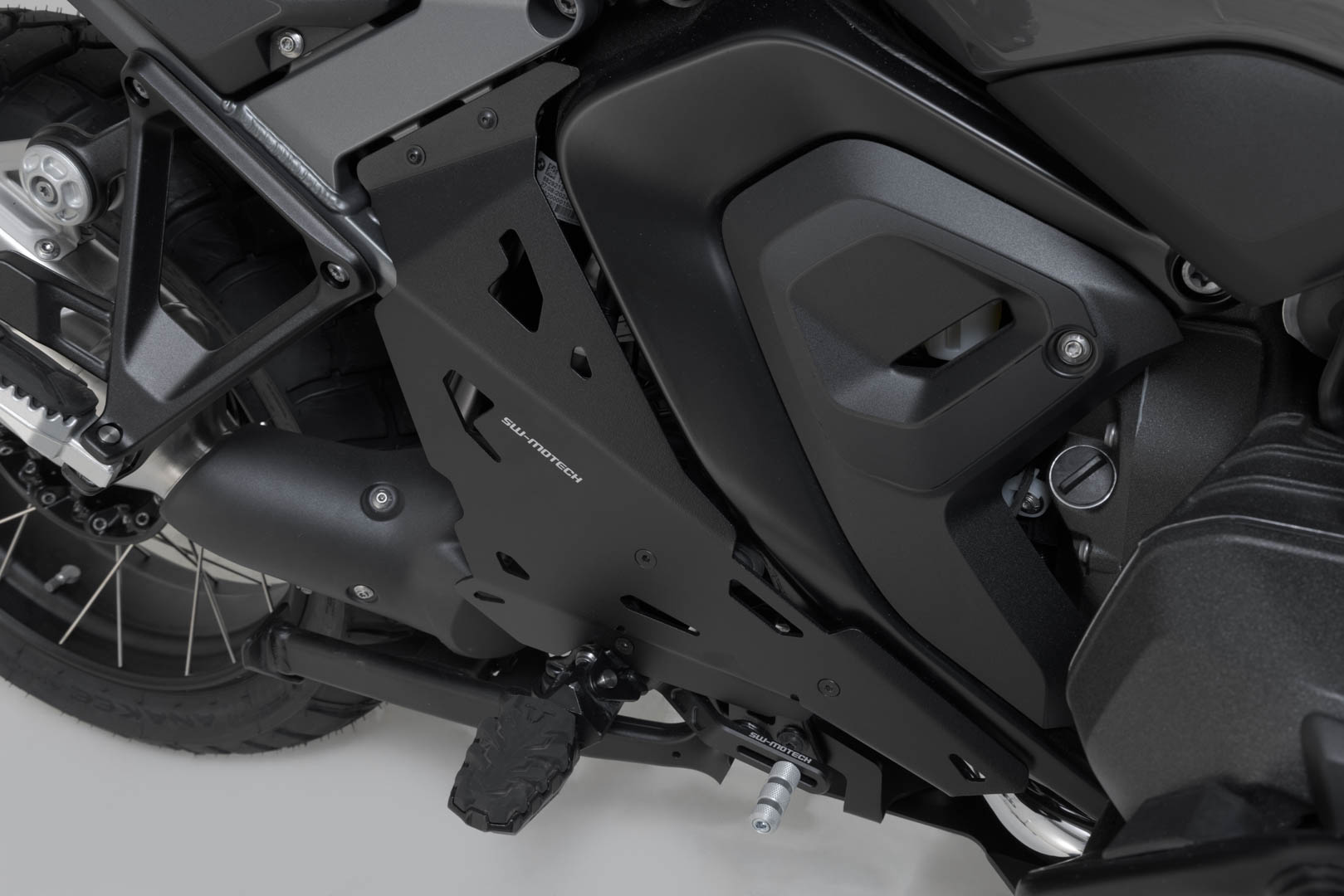 Protector pentru călcâi SW-Motech - Negru. BMW R 1300 GS Adventure (24-). Figura 3