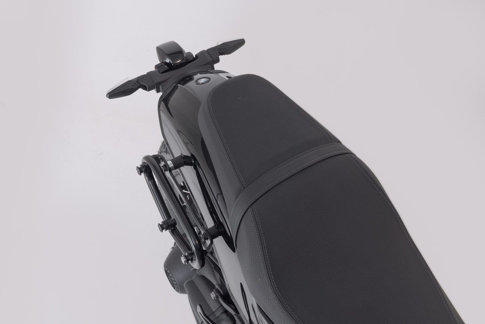 SW-Motech SysBag WP M sistem - BMW R12 (23-). Figura 5