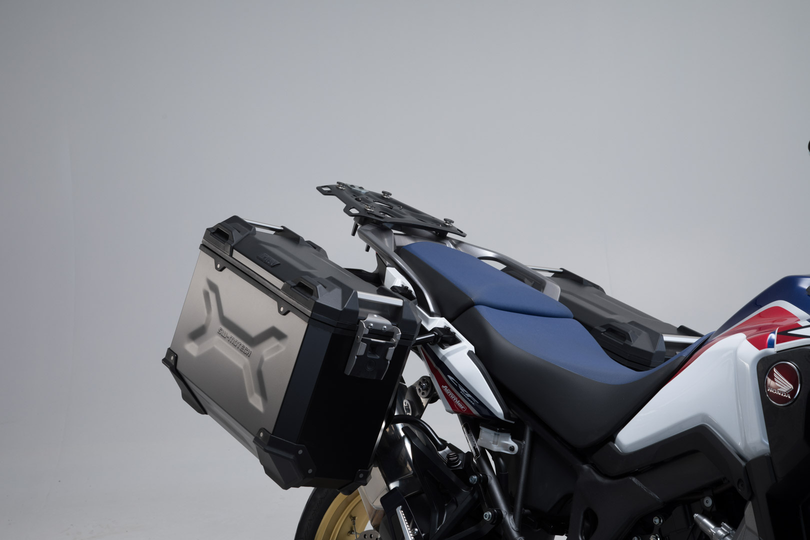 Sistem de carcasă din aluminiu SW-Motech TRAX ADV - Negru. 45/37 l. CRF1000L Africa Twin (15-17). Figura 2