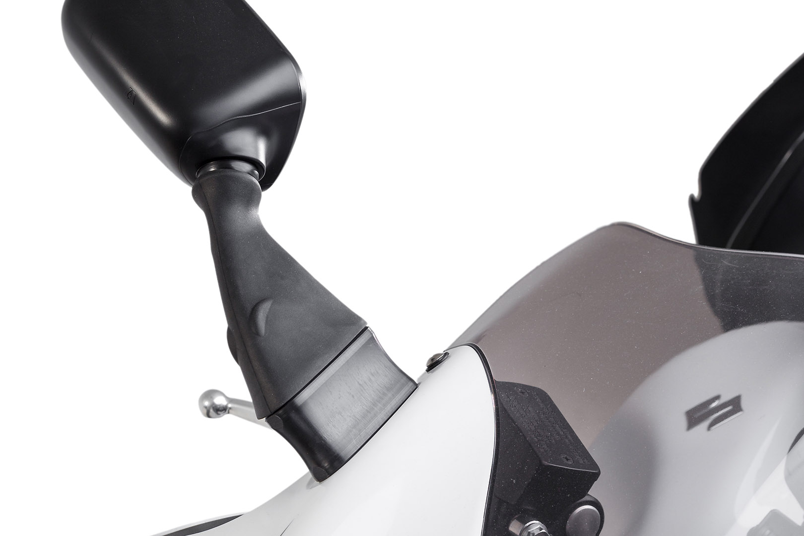 Extensia oglinzii SW-Motech - Profil. Negru. Suzuki. Figura 2