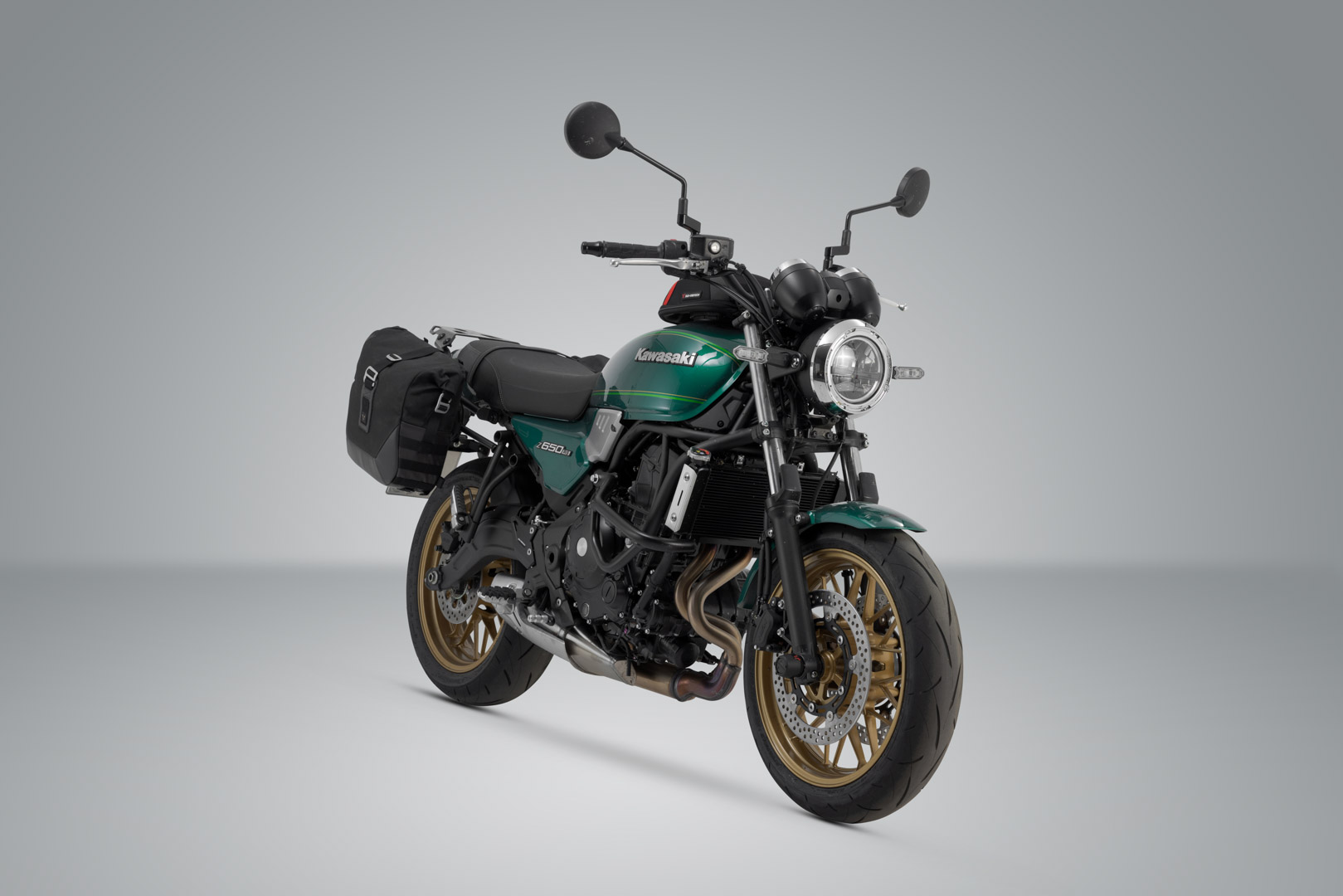 SW-Motech Legend Gear sidopåsesystem LC Black Edition - Kawasaki Z650RS (21-)/ Z650RS 50th Anniver. (22-). Figur 2
