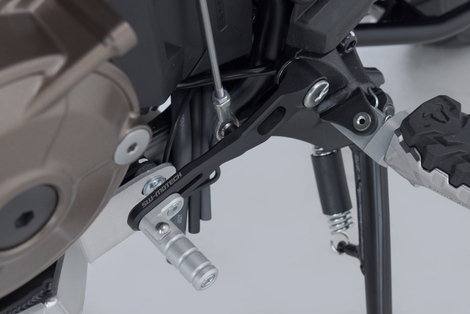 SW-Motech Honda CRF1000L (15-) / 1100L (19-). - Honda CRF1000L (15-) / 1100L (19-). Figure 3