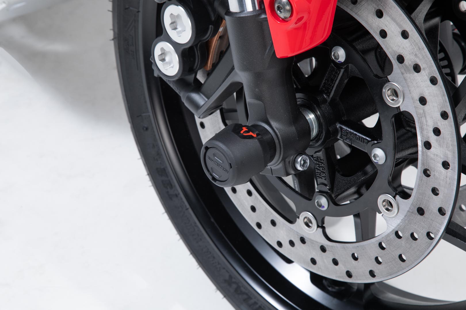 Set SW-Motech Slider pentru puntea față - Negru. Yamaha Tracer 9 / GT (20-). Figura 4