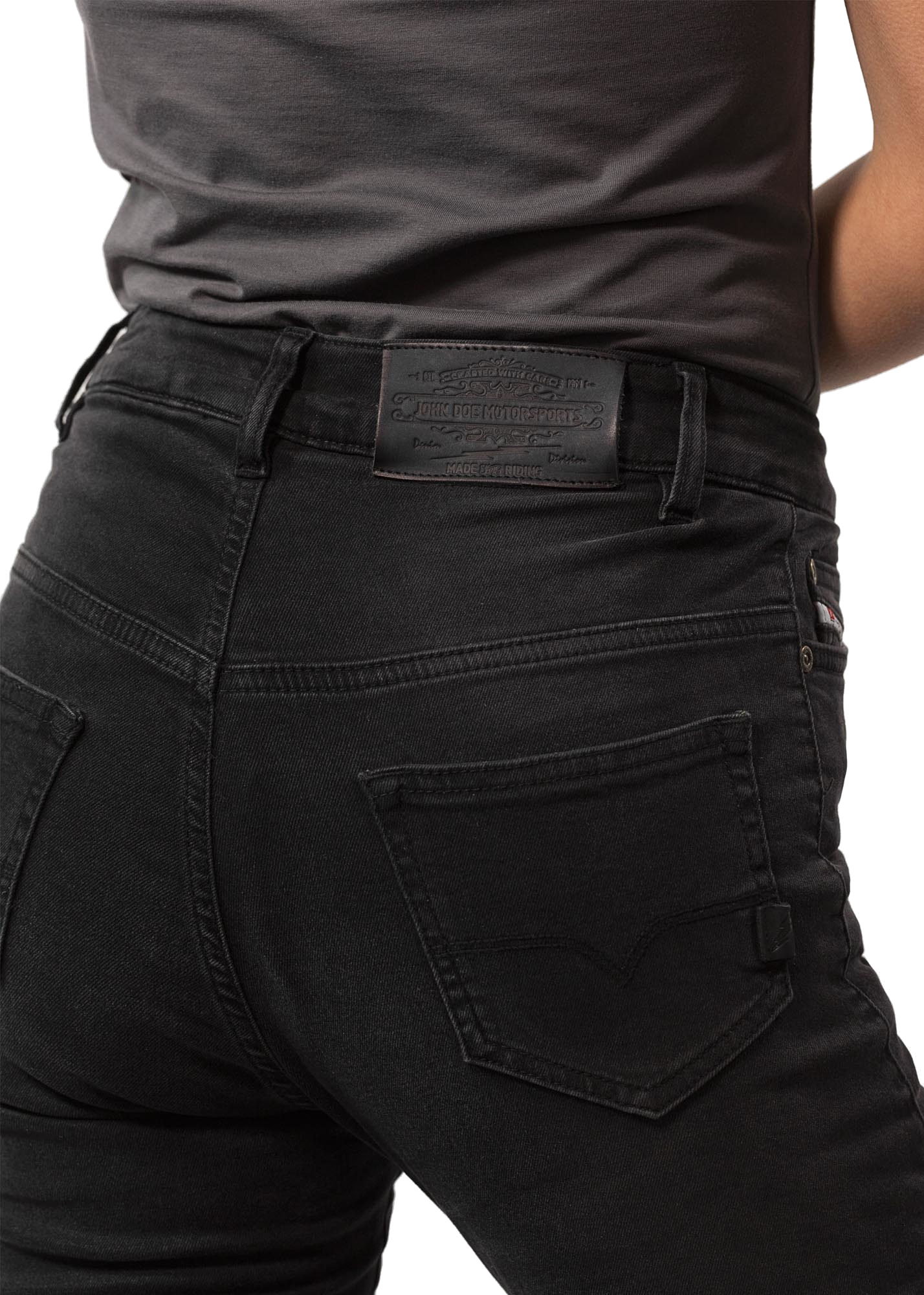 John Doe Betty High XTM Damer Jeans Sort 30 L32 Figur 5