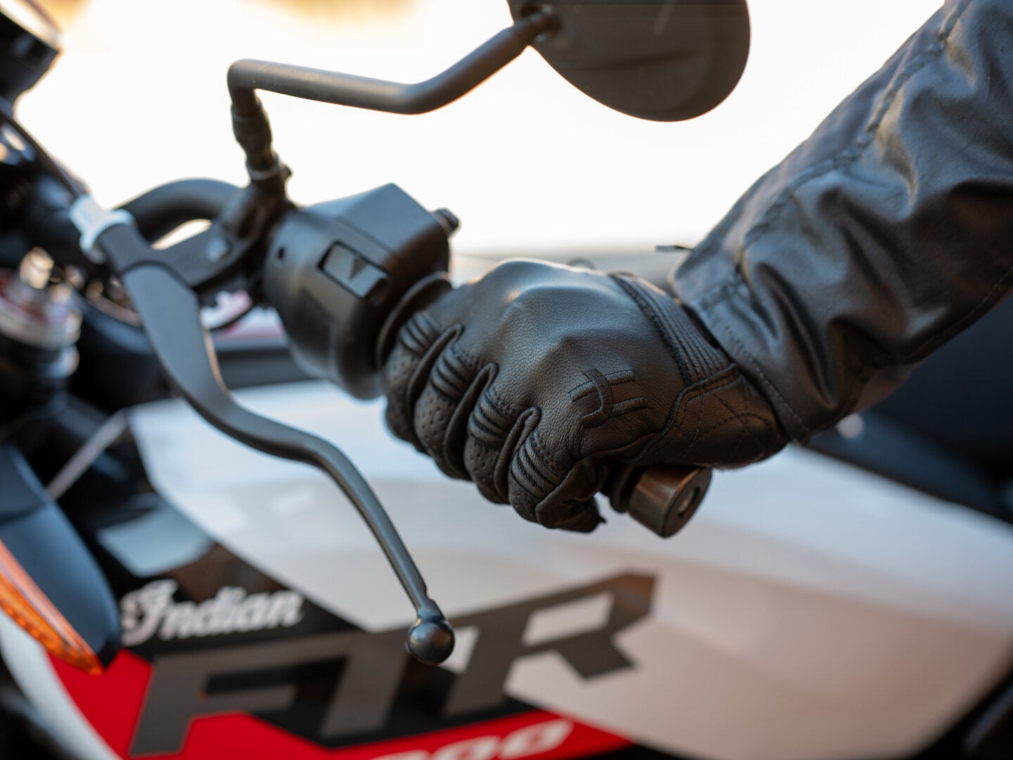 Halvarssons Hofors perforerede motorcykelhandsker Sort 10 Figur 3