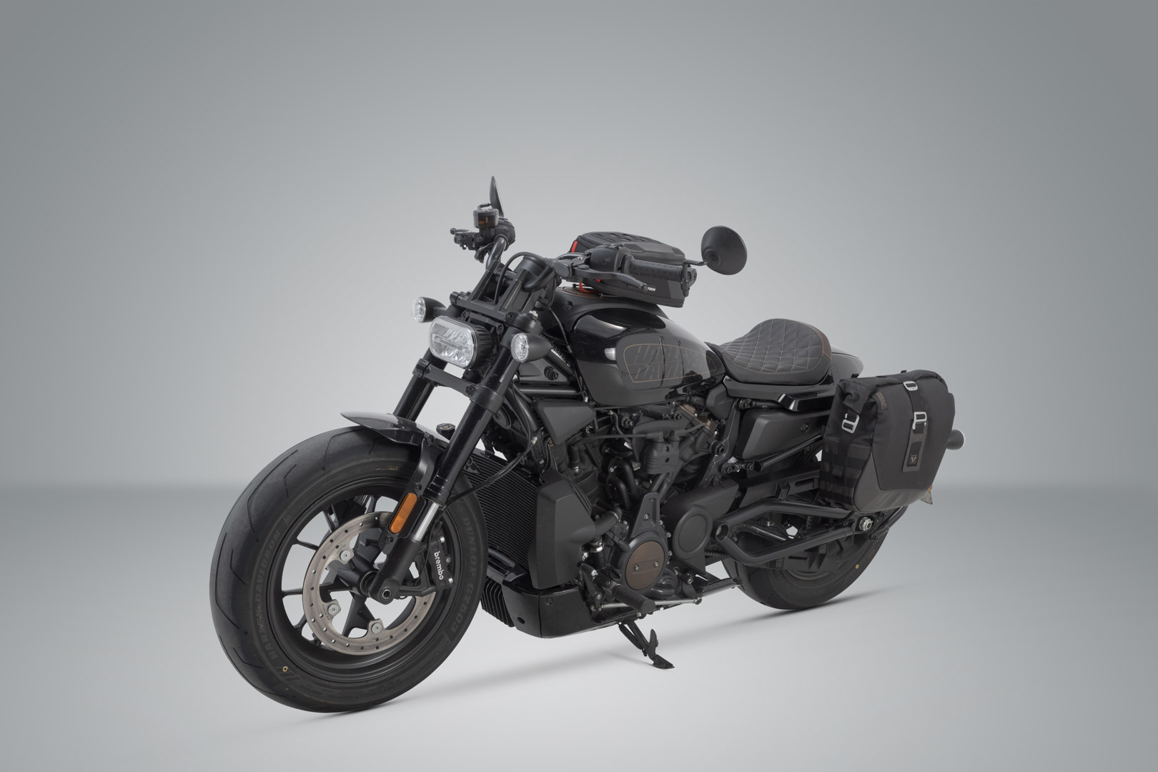 SW-Motech Legend Gear cu geantă laterală LC - Harley-Davidson Sportster S (21-). Figura 2
