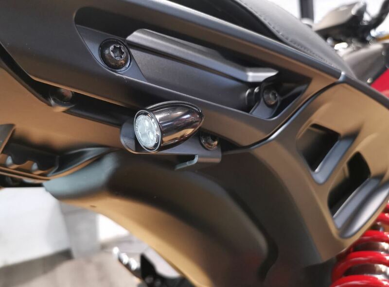 Access Design Deținător de plăcuțe laterale Indian FTR 1200 Deținătorul plăcuței de înmatriculare Figura 4