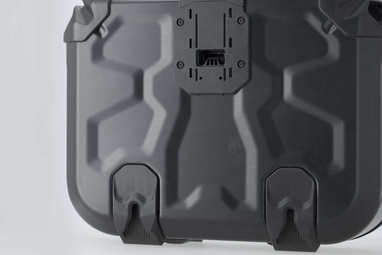 SW-Motech DUSC hard case system - Black. 33/33 l. Ducati Multistrada 1260 (17-). Figure 5