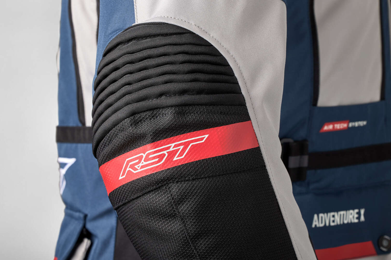 RST Pro Series Adventure-Xtreme Motorcycle Textile Jacket white/blue/red M Figure 4