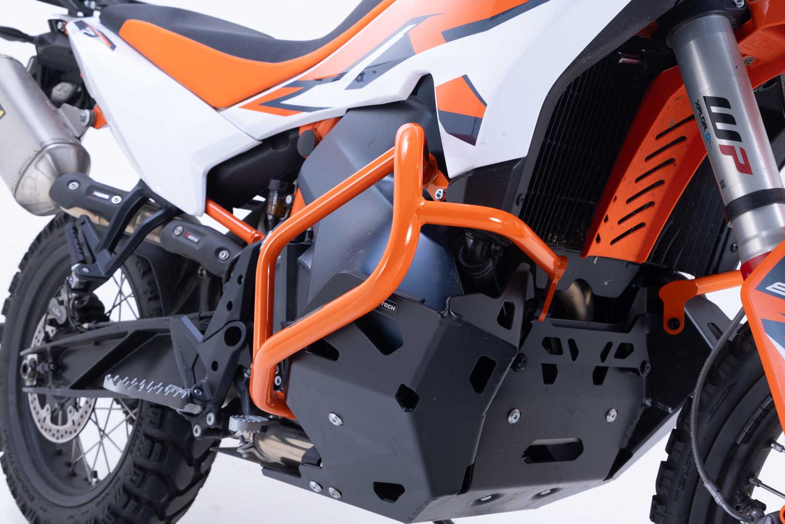 SW-Motech Crash bar - Portocaliu. KTM 790 Adv (23-), 890 Adv/R (22-). Figura 5