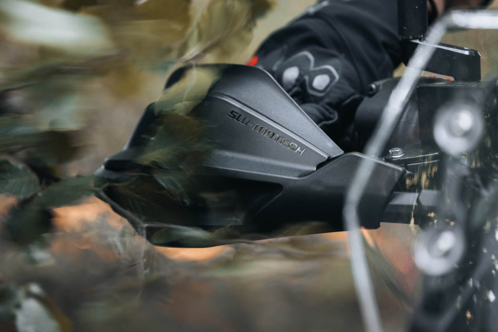 SW-Motech Adventure roktura komplekts - melns. BMW F 450 GS (25-). 5. attēls