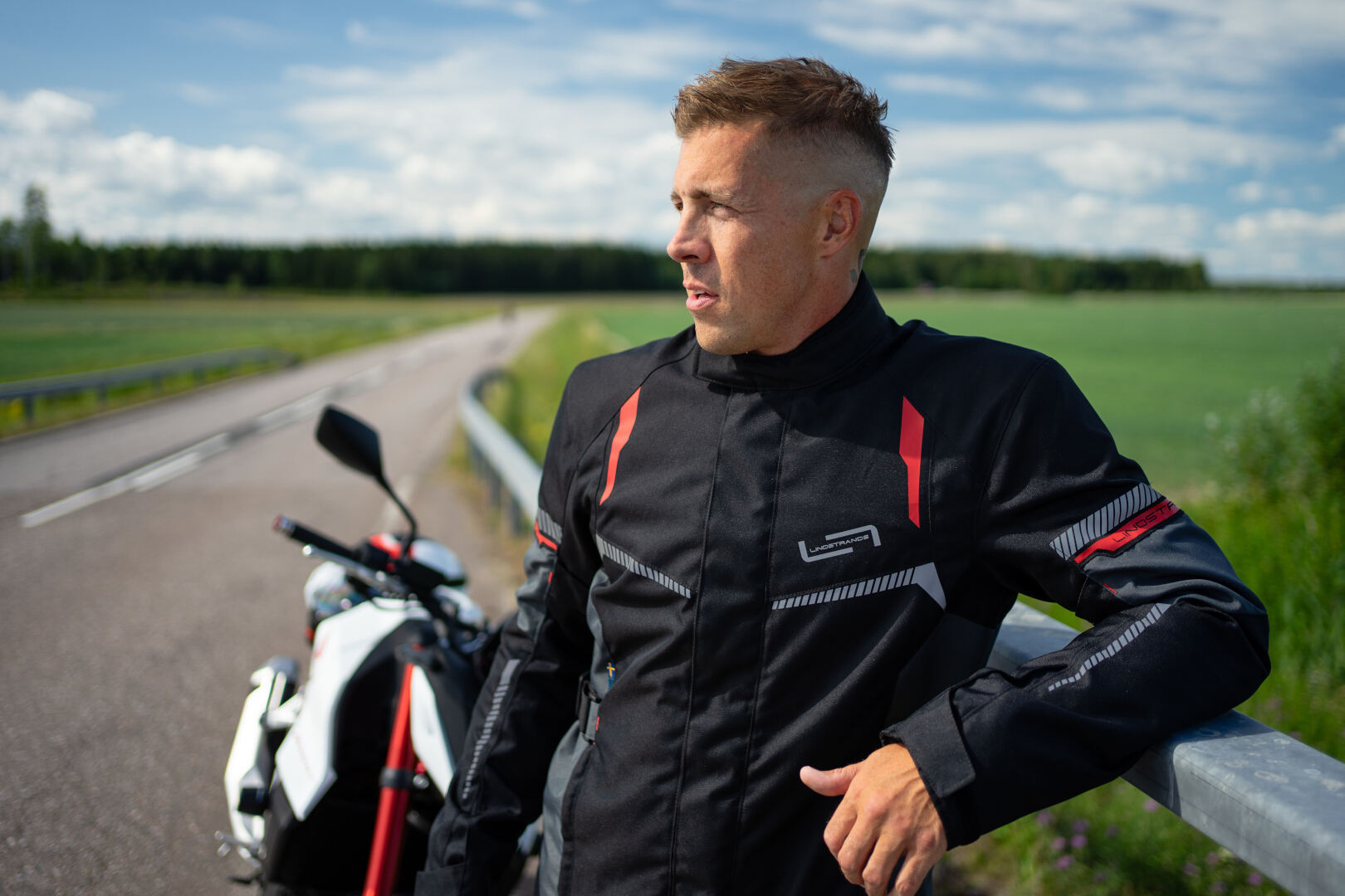 Lindstrands Backafall waterproof Motorcycle Textile Jacket black/grey 62 Figure 4
