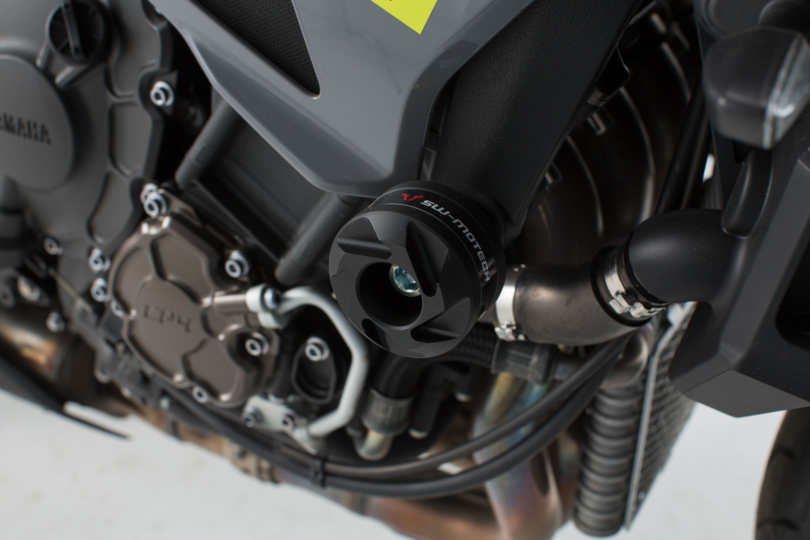 Kit SW-Motech Frame slider - Negru. Yamaha MT-10 / SP (16-21). Figura 3